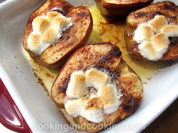 Baked Marshmallow Apples