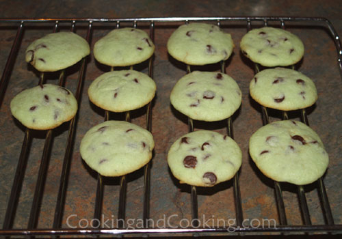 Mint Chocolate Chip Cookies