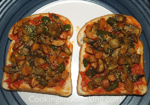 Mushroom and Sausage Pizza Toast