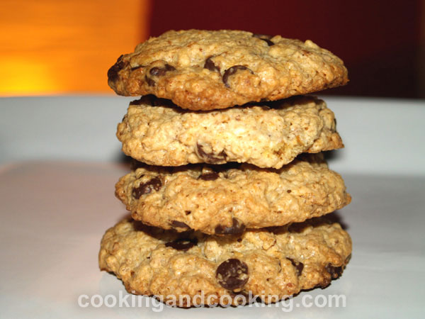 Oatmeal Chocolate Chip Cookies